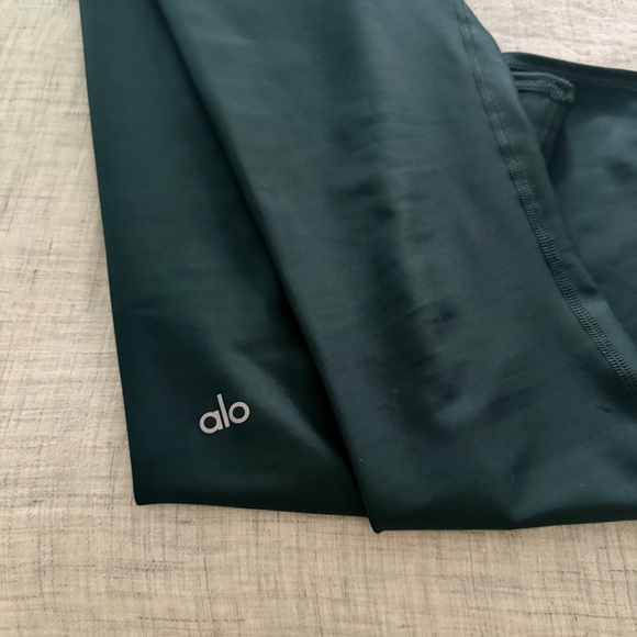 Alo Yoga Airlift Legging - Picture 3 of 4